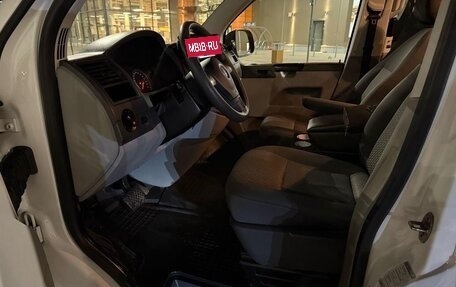 Volkswagen Caravelle T5, 2012 год, 2 100 000 рублей, 16 фотография