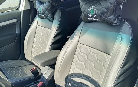 Skoda Octavia, 2011 год, 760 000 рублей, 13 фотография