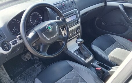 Skoda Octavia, 2011 год, 760 000 рублей, 12 фотография