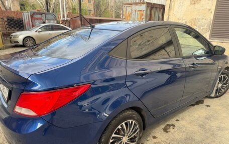 Hyundai Solaris II рестайлинг, 2015 год, 680 000 рублей, 6 фотография