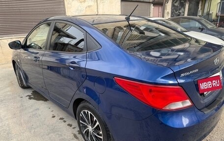 Hyundai Solaris II рестайлинг, 2015 год, 680 000 рублей, 2 фотография