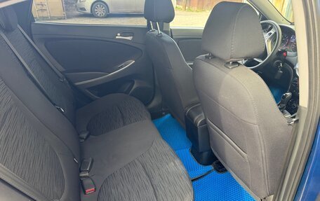 Hyundai Solaris II рестайлинг, 2015 год, 680 000 рублей, 22 фотография