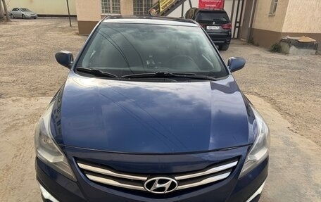 Hyundai Solaris II рестайлинг, 2015 год, 680 000 рублей, 9 фотография