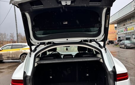 Jaguar E-Pace, 2018 год, 2 400 000 рублей, 9 фотография