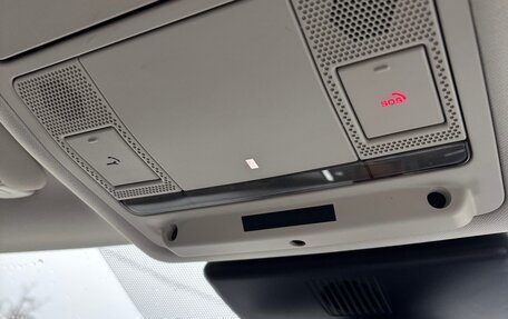 Jaguar E-Pace, 2018 год, 2 400 000 рублей, 17 фотография