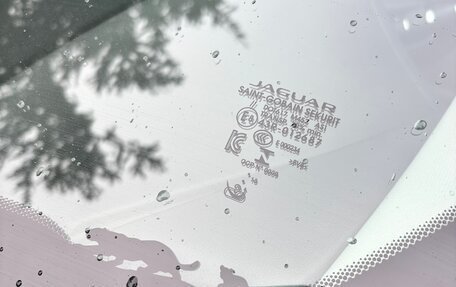 Jaguar E-Pace, 2018 год, 2 400 000 рублей, 23 фотография