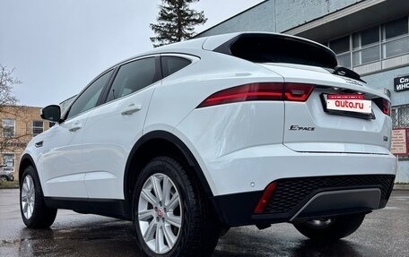 Jaguar E-Pace, 2018 год, 2 400 000 рублей, 4 фотография