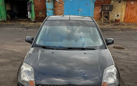 Ford Fiesta, 2007 год, 450 000 рублей, 3 фотография