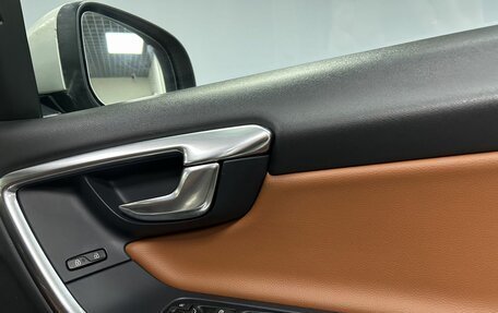 Volvo V60 I, 2012 год, 1 289 000 рублей, 13 фотография