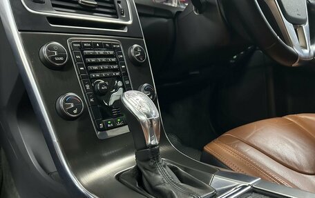 Volvo V60 I, 2012 год, 1 289 000 рублей, 24 фотография