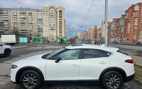 Mazda CX-4, 2022 год, 3 000 000 рублей, 2 фотография