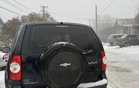 Chevrolet Niva I рестайлинг, 2011 год, 500 000 рублей, 2 фотография