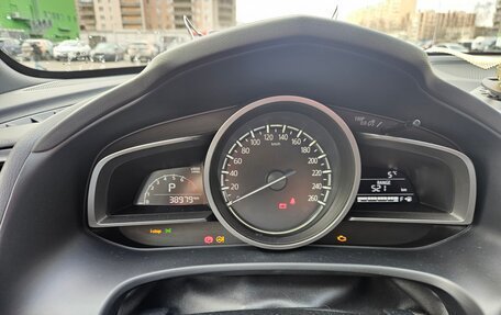 Mazda CX-4, 2022 год, 3 000 000 рублей, 9 фотография