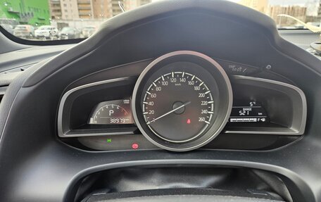 Mazda CX-4, 2022 год, 3 000 000 рублей, 10 фотография