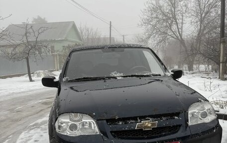 Chevrolet Niva I рестайлинг, 2011 год, 500 000 рублей, 3 фотография