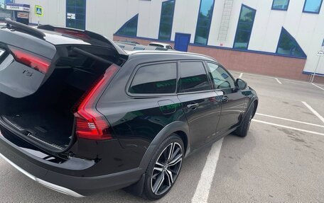 Volvo V90 Cross Country I рестайлинг, 2021 год, 5 000 000 рублей, 5 фотография