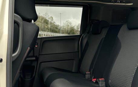 Honda Freed I, 2010 год, 1 290 000 рублей, 18 фотография