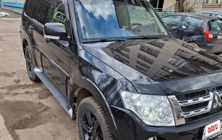Mitsubishi Pajero IV, 2013 год, 2 590 000 рублей, 4 фотография