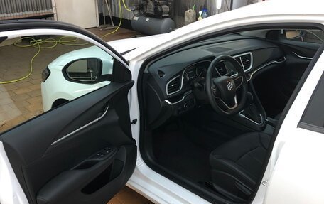 Buick Excelle III, 2022 год, 1 800 000 рублей, 11 фотография