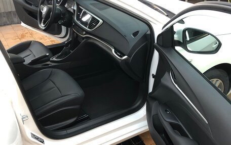 Buick Excelle III, 2022 год, 1 800 000 рублей, 13 фотография