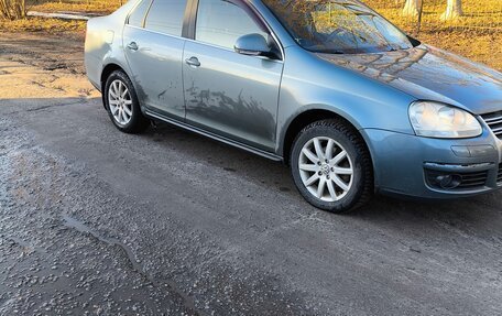 Volkswagen Jetta VI, 2007 год, 790 000 рублей, 2 фотография