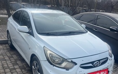 Hyundai Solaris II рестайлинг, 2012 год, 560 000 рублей, 1 фотография
