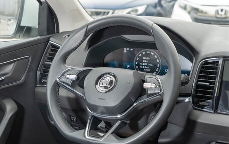 Skoda Karoq I, 2023 год, 2 490 000 рублей, 8 фотография