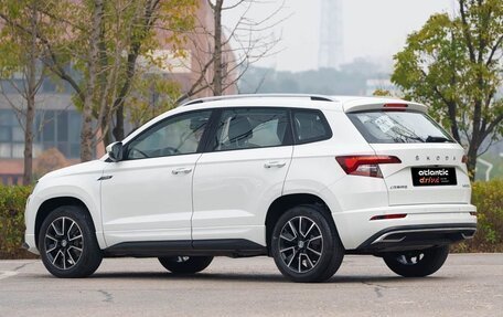 Skoda Karoq I, 2023 год, 2 490 000 рублей, 4 фотография