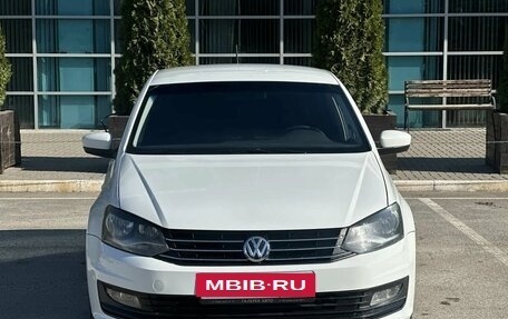 Volkswagen Polo VI (EU Market), 2016 год, 950 000 рублей, 2 фотография