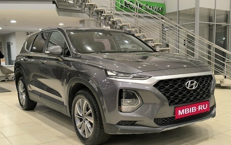 Hyundai Santa Fe III рестайлинг, 2018 год, 3 230 000 рублей, 3 фотография