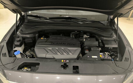 Hyundai Santa Fe III рестайлинг, 2018 год, 3 230 000 рублей, 11 фотография