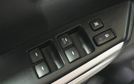 Mitsubishi Pajero Sport III рестайлинг, 2017 год, 2 928 000 рублей, 14 фотография