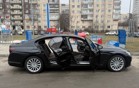 BMW 7 серия, 2018 год, 3 800 000 рублей, 7 фотография