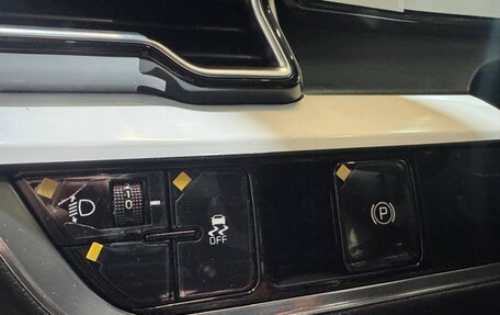 KIA Sportage IV рестайлинг, 2025 год, 3 990 000 рублей, 15 фотография