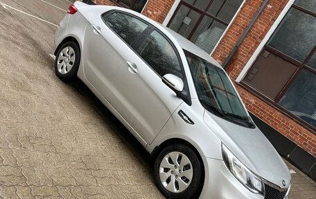 KIA Rio III рестайлинг, 2015 год, 550 000 рублей, 3 фотография