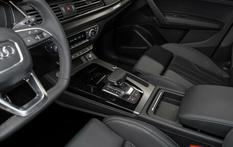 Audi Q5, 2025 год, 5 950 000 рублей, 15 фотография