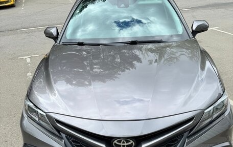 Toyota Camry, 2021 год, 2 499 000 рублей, 1 фотография