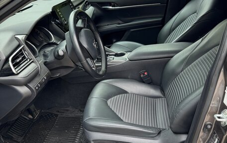 Toyota Camry, 2021 год, 2 499 000 рублей, 7 фотография