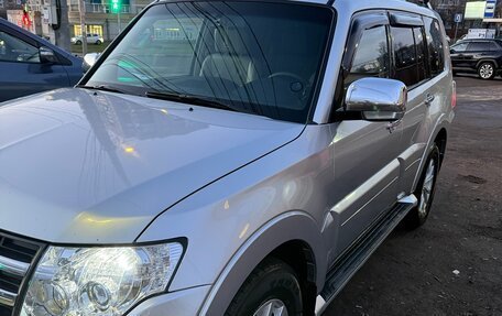 Mitsubishi Pajero IV, 2007 год, 1 700 000 рублей, 2 фотография