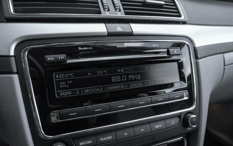 Skoda Superb III рестайлинг, 2011 год, 990 000 рублей, 16 фотография