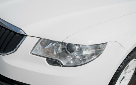 Skoda Superb III рестайлинг, 2011 год, 990 000 рублей, 21 фотография