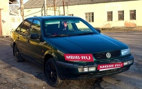 Volkswagen Passat B4, 1995 год, 180 000 рублей, 2 фотография