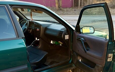 Volkswagen Passat B4, 1995 год, 180 000 рублей, 14 фотография