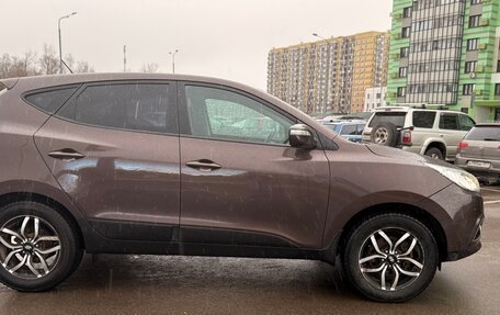 Hyundai ix35 I рестайлинг, 2013 год, 800 000 рублей, 4 фотография