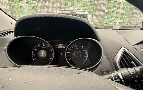 Hyundai ix35 I рестайлинг, 2013 год, 800 000 рублей, 9 фотография