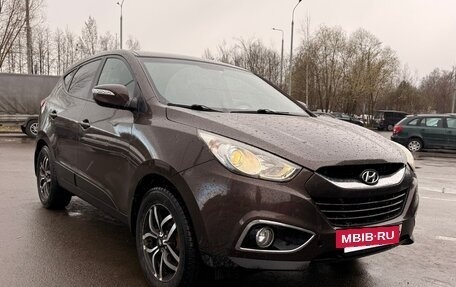 Hyundai ix35 I рестайлинг, 2013 год, 800 000 рублей, 2 фотография
