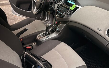 Chevrolet Cruze II, 2012 год, 920 000 рублей, 4 фотография