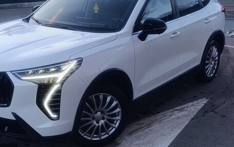 Haval Jolion, 2024 год, 2 200 000 рублей, 4 фотография