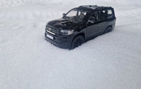 Toyota Land Cruiser 200, 2015 год, 4 783 000 рублей, 1 фотография