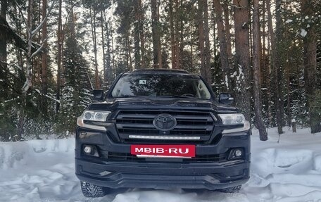 Toyota Land Cruiser 200, 2015 год, 4 783 000 рублей, 4 фотография